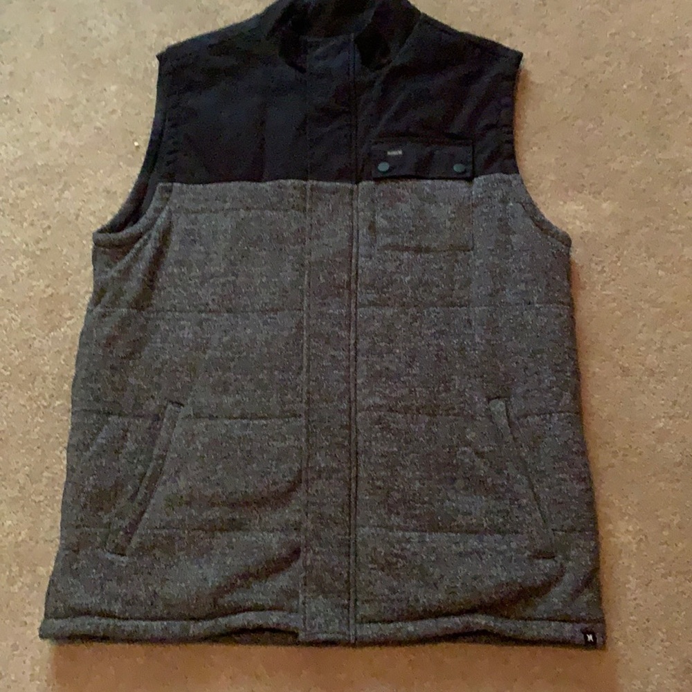 Hurley sleeveless sweater